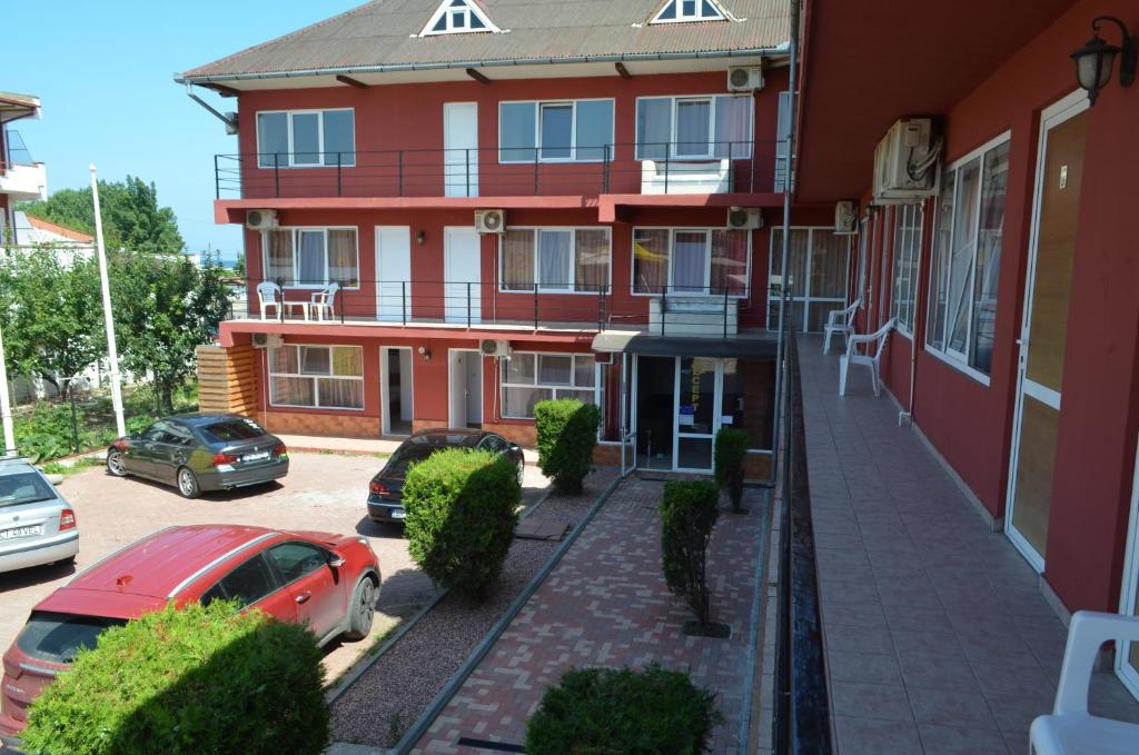 Image 1