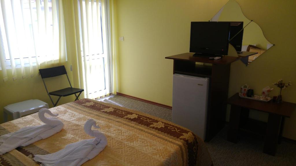 Image 1