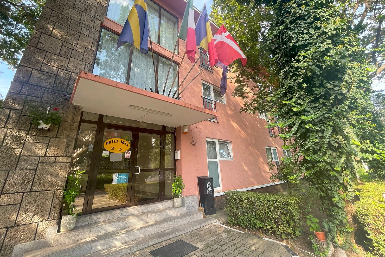 Image 1